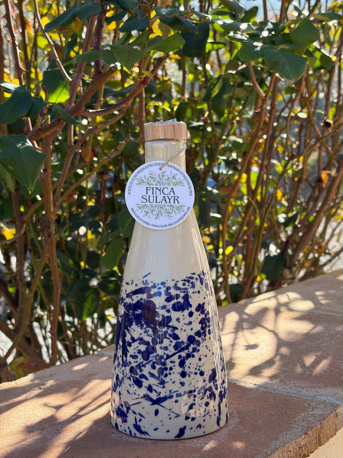 Botella AOVE de gres porcelánico cónica 500ml. SULAYR