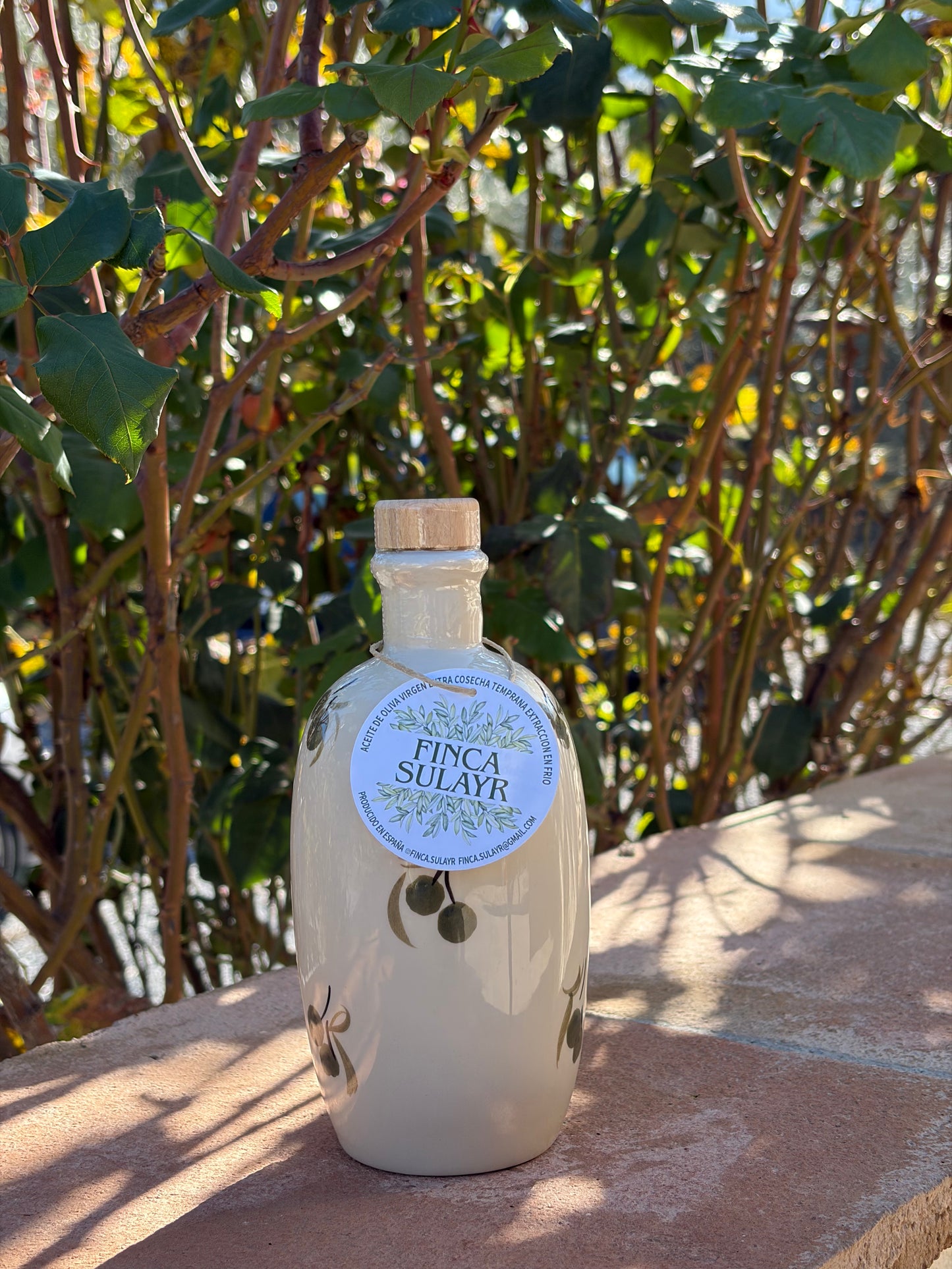 Botella AOVE de gres porcelánico bombacha 250ml. OLIVA